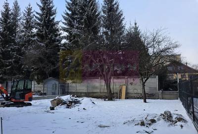 Casă cu 6 camere cu Canalizare în Central - 16