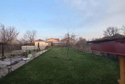 Casă cu Teren 1176 Mp în Central - 1