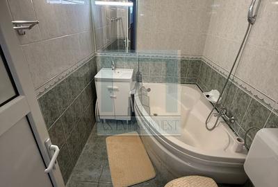 Apartament cu 2 camere decomandat în Florilor - 11