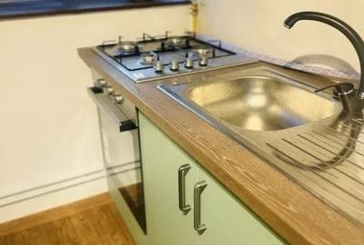 Garsonieră decomandată, mobilată în Central - 6