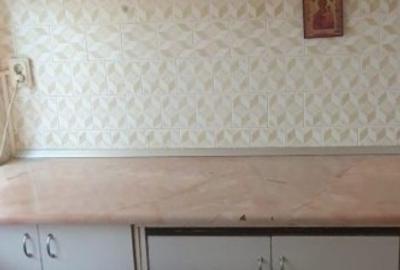 Apartament cu 2 camere semidecomandat în Tractorul - 9