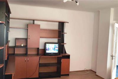 Apartament cu 3 camere decomandat în Crihala - 1