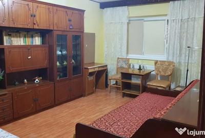 Apartament cu 2 camere decomandat în Big - 10