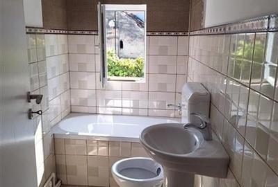 Casa de inchiriat, rezidential/ spatiu birouri, Ghimbav-Centru - 3