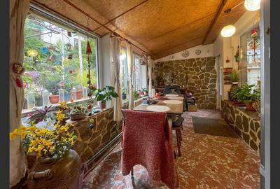 Casa 5 camere,2 garaje. - 2