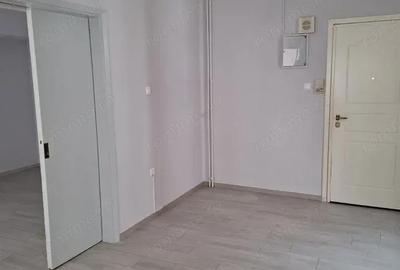 Spațiu comercial, de 42 mp, în Obor - 3