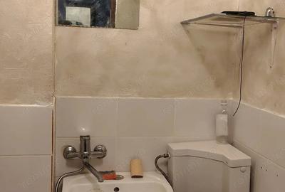 Garsonieră nedecomandată în Tractorul - 4