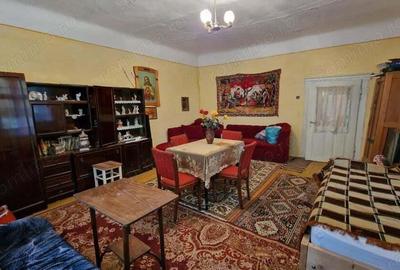 De vanzare casa Carani + teren 2085 mp- 697 - 6