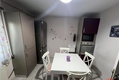 Apartament cu 4 camere decomandat, mobilat în Brăilei - 2