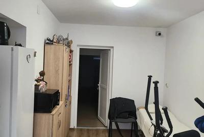 Vand spatiu comercial ( cabinet medical) - 5