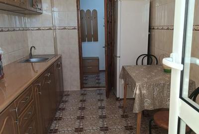 Apartament decomandat de vanzare - Micro 18, 55,2 mp, etaj 8/10 - 11