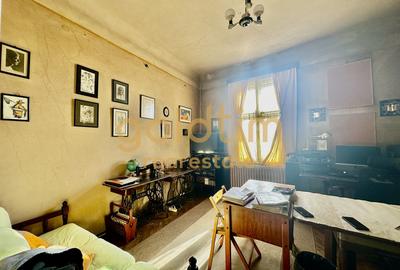 Casă individuală cu 10 camere cu Canalizare în Gara de Nord - 11