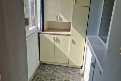 Apartament cu 4 camere semidecomandat în Titan - 9