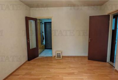 Apartament cu 2 camere decomandat în Drumul Taberei