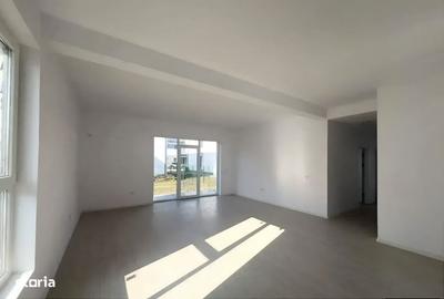 Casă cu 4 camere în Tunari - 6