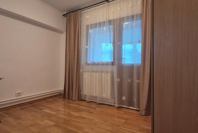 Apartament cu 4 camere semidecomandat, mobilat în Capitol - 22