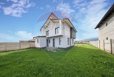 Casa luminoasa cu gradina, in Cristian, ideala pentru familie - 7