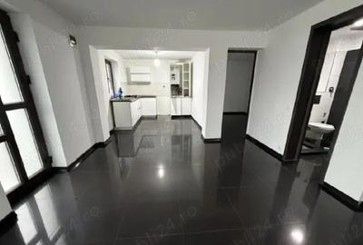 Casă cu Teren 169 Mp în Central - 1