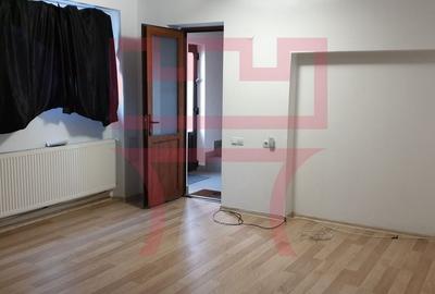 Vanzare  apartament la parter/ demisol cu parcare Manastur Campului - 13