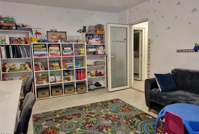 Apartament cu 2 camere decomandat în Energiei