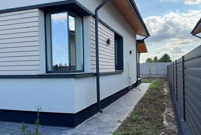 Casă cu 4 camere cu Teren 440 Mp în Frumușani - 9