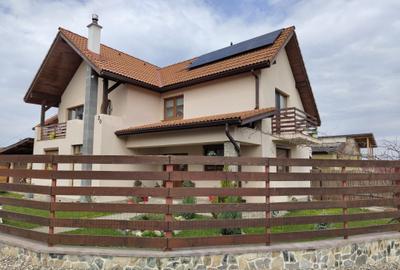 Casă cu 4 camere în Șura Mică - 5