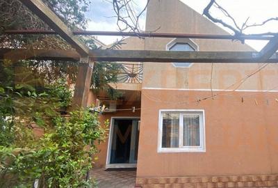 Casa si teren 635 mp - zona Stadion Primaverii