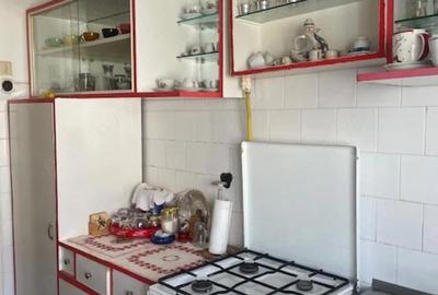 Apartament cu 3 camere semidecomandat în Central - 4