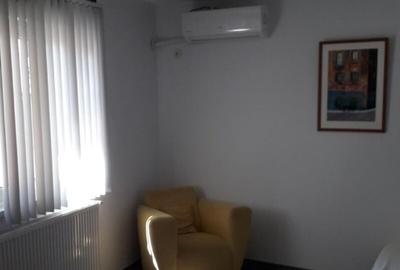 Ultacentral , Bul. Dacia 113 , direct proprietar - 14