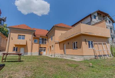 Casă cu 5 camere cu Teren 1600 Mp în Cincu - 6