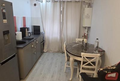 Apartament cu 2 camere decomandat în 1 Decembrie 1918 - 2