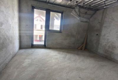 Casă cu 4 camere în Central - 3