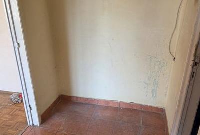 Apartament cu 3 camere semidecomandat în Central - 2