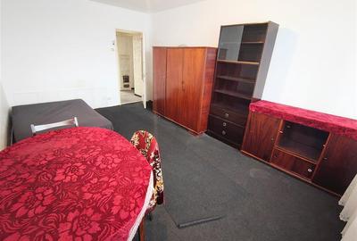 Apartament cu 3 camere decomandat, mobilat în Alexandru cel Bun - 9