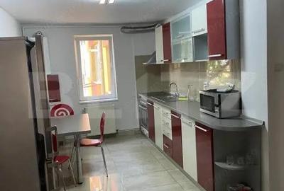 Apartament cu 4 camere decomandat în Independenței - 7