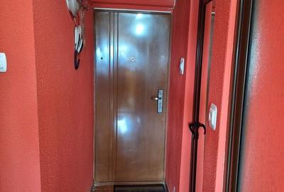 Garsonieră decomandată în Micro 20 - 8