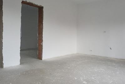 APARTAMENTE CU TERASA SI CURTE, 3 CAMERE - 4