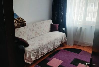 Apartament cu 3 camere decomandat în Eremia - 8