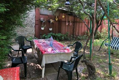 Casă cu 4 camere cu Teren 500 Mp în Central - 2