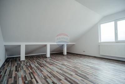Apartament cu 3 camere de vânzare în zona Burdujeni - 5