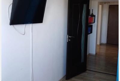 Apartament cu 3 camere decomandat, mobilat în - 1