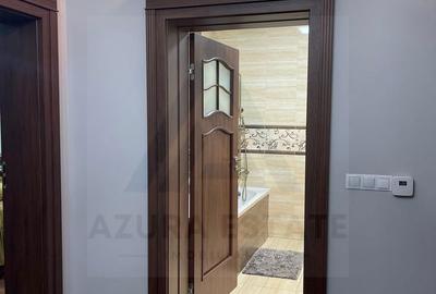 Casă cu 8 camere cu Canalizare în Central - 6