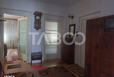 Apartament cu 2 camere decomandat în Calea Dumbrăvii - 12
