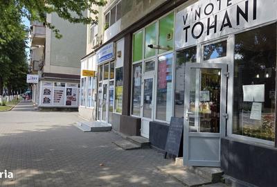 Spațiu comercial, de 37 mp, în Central - 4