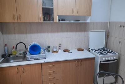 Inchiriez 4 camere ultracentral pt. muncitori - 14