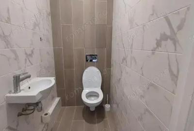 Apartament cu 2 camere decomandat în Titan