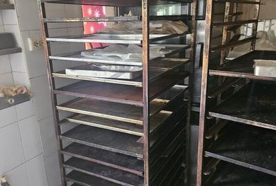 Spațiu comercial, de 190 mp, în Eroii Revoluției - 2