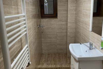 Casă cu 2 camere cu Teren 8 Mp în Horea