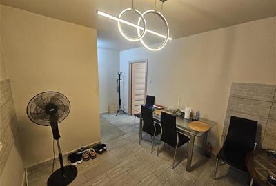 Apartament cu 2 camere semidecomandat în Micro I - 16