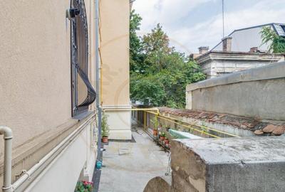 Apartament cu 4 camere decomandat, mobilat în Centrul Istoric